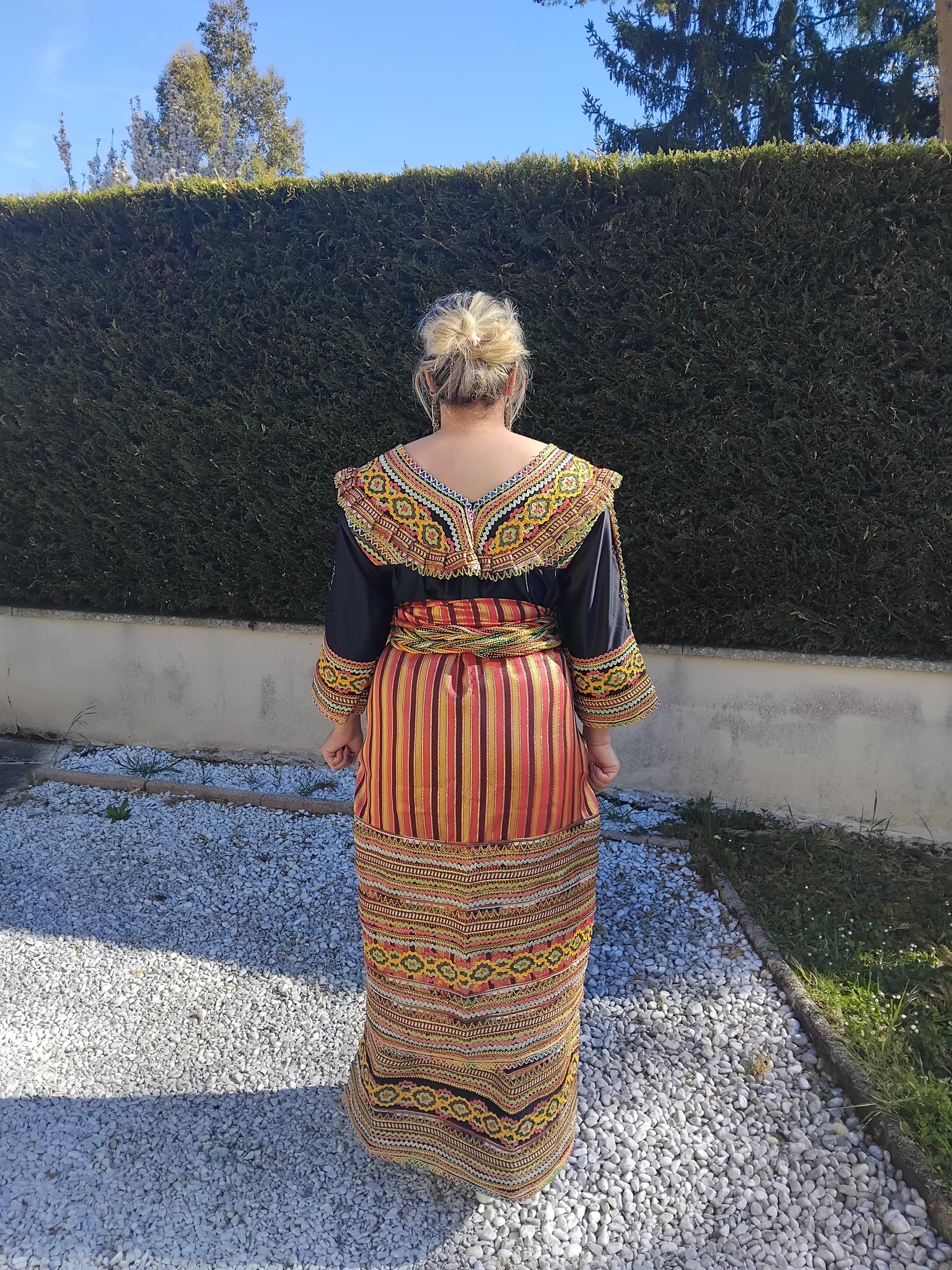 Robe kabyle traditionnelle
